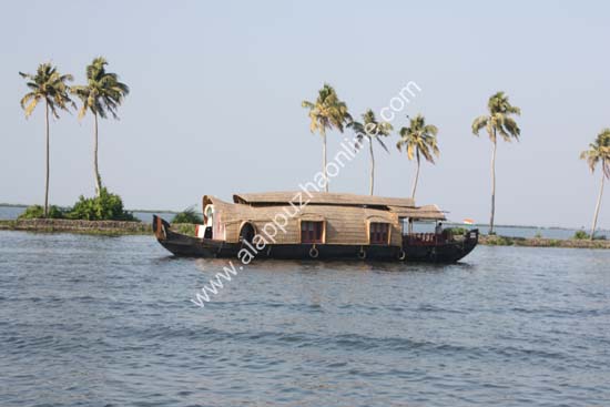 kerala housebaot