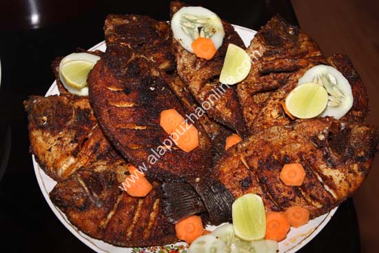 karimeen pollichathu dish