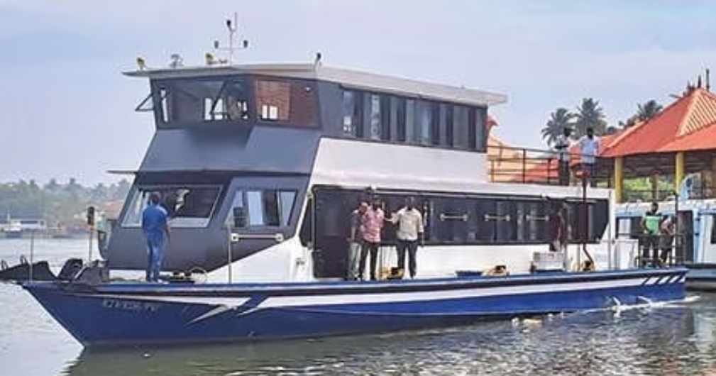 see ashtamudi boat cruise